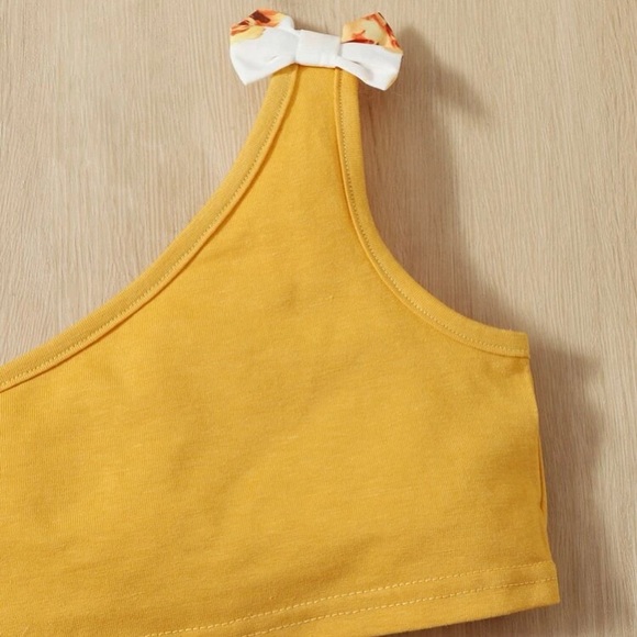 🧨SHEIN Baby Bow One Shoulder Top & Floral Print Skirt NWT (size 2-3) - Picture 5 of 12